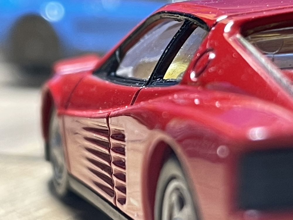 Ferrari Testarossa(type f-110) - модель 1:64