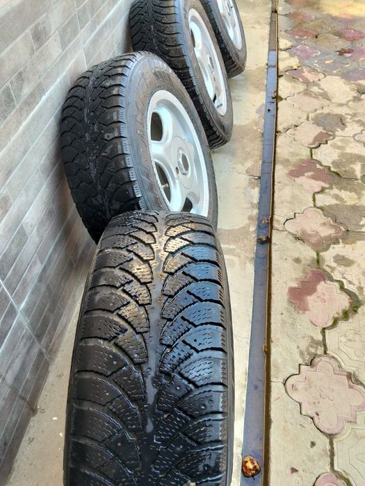 Титан диска тоиота карина е