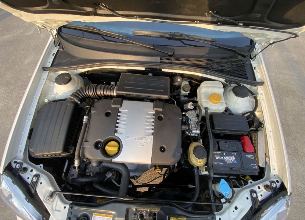 Lacetti avtomat 1.8 ideal