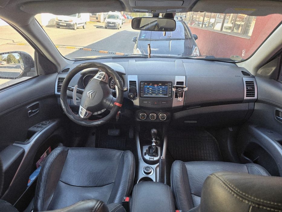 Citroen c-crosser (Mitsubishi outlander), an 2011, hdi, 4x4, 7 locuri,