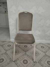 Продам железные стулья