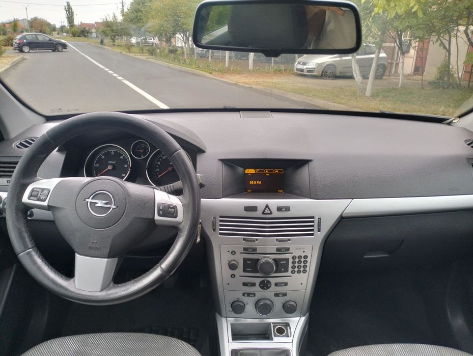 Opel Astra H an 2009 Facelift