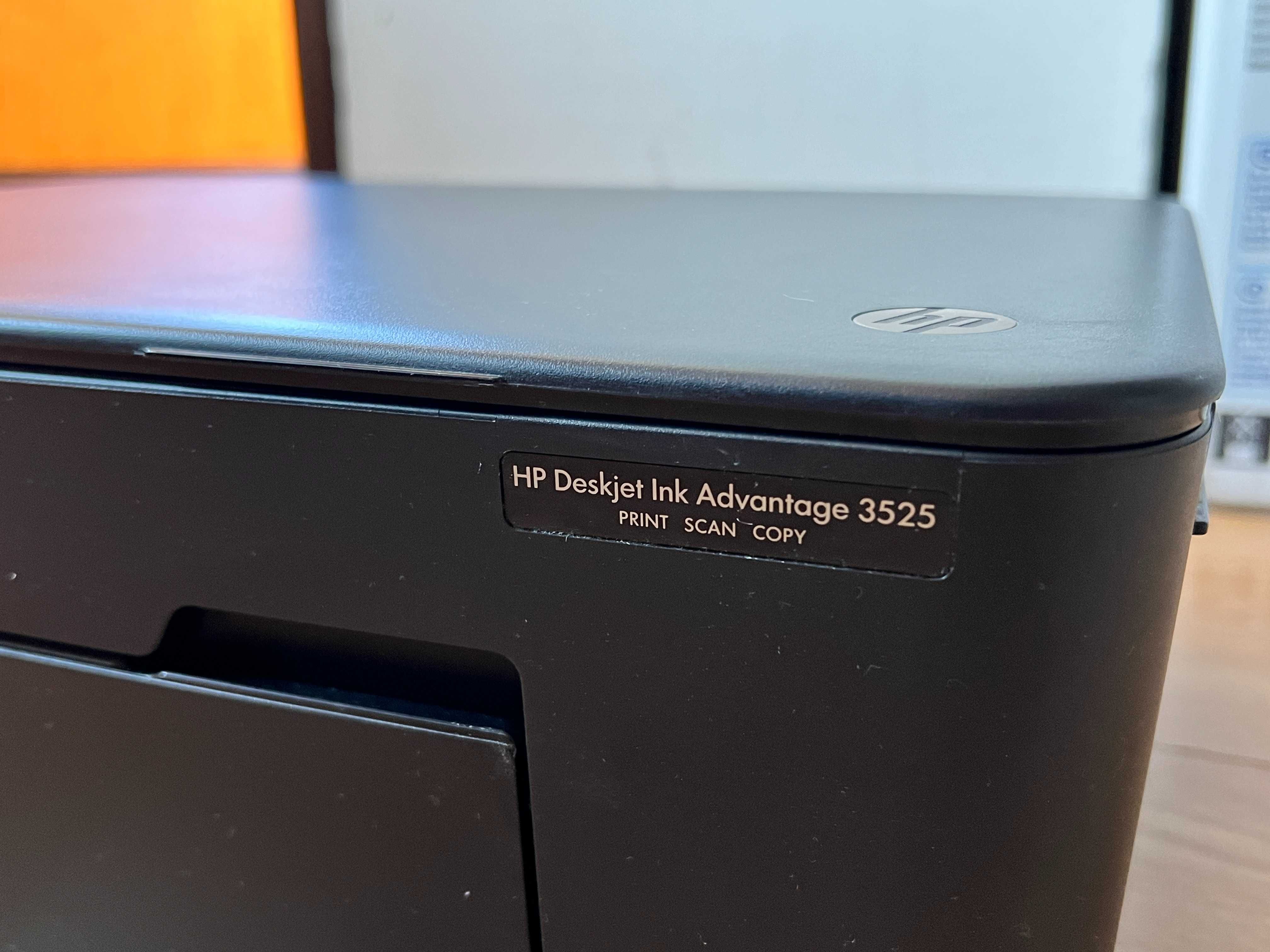 Imprimanta, copiator, scanner HP DeskJet Ink Advantage 3525, Wireless