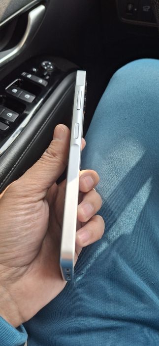 Samsung A06 white 6/128 состояние отличное каробка доки ест