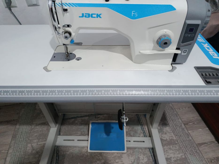 Jack, Bruce,Jersey, Typical- Швейные машины