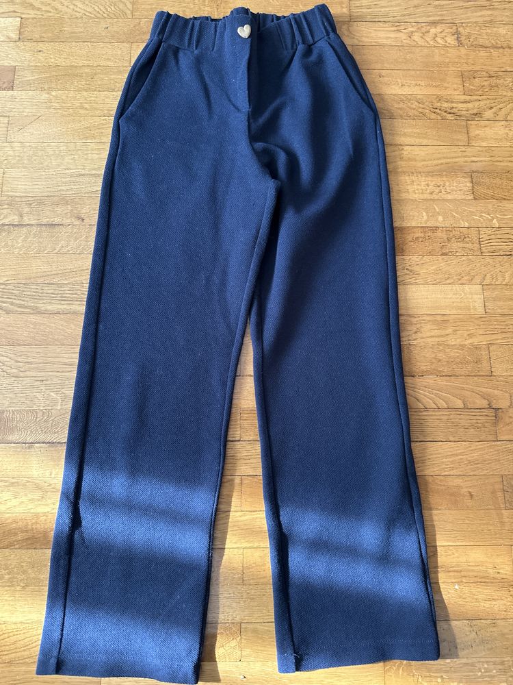 Pantaloni Zara 11-12 ani