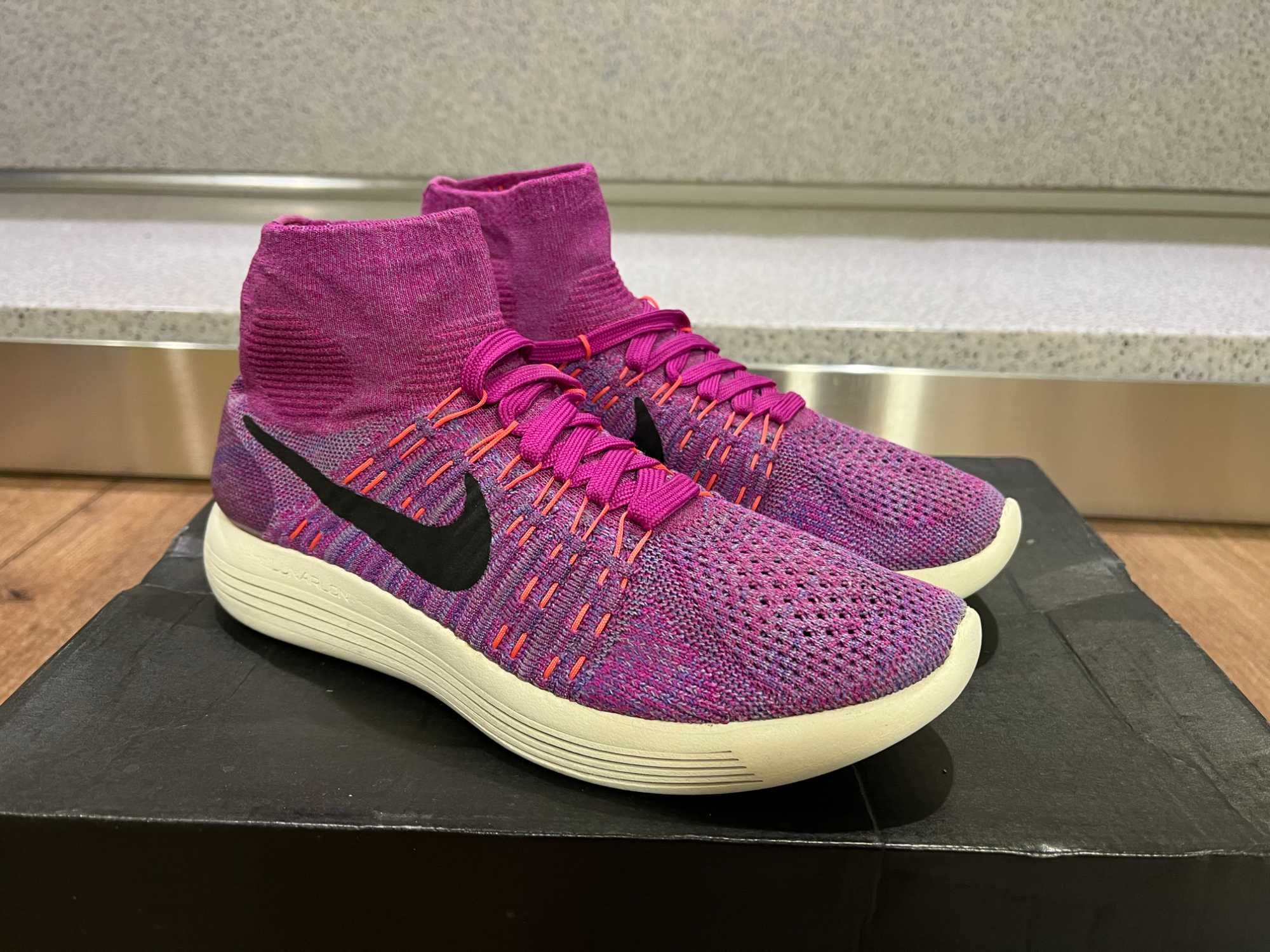 ОРИГИНАЛНИ *** Nike Lunarepic Flyknit Purple