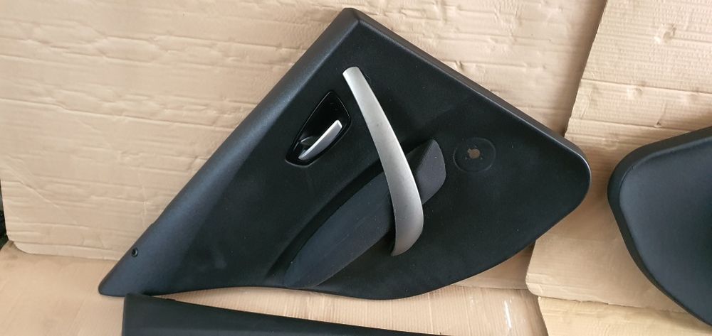 Fete usi bmw seria 1 e87