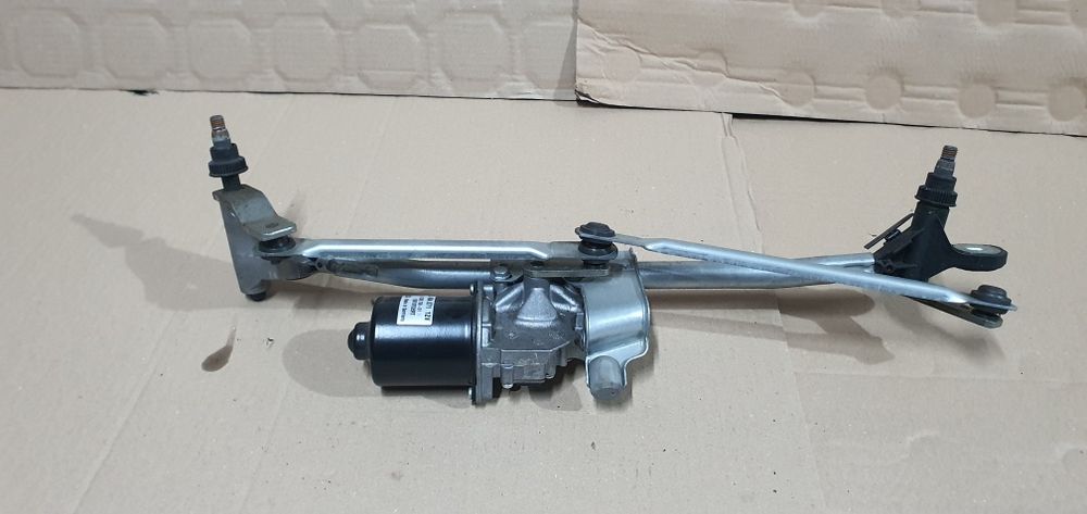 Ansamblu stergatoare cu motoras bmw seria 1 e87 e81