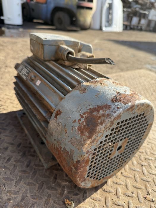 Монофазен мотор 1.5kw /2900 оборота