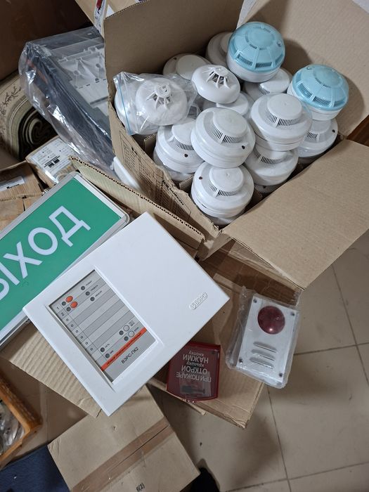 Приемно-контрольный прибор охранно-пожарный ВЭРС ПК-2П 
Код товара:
11