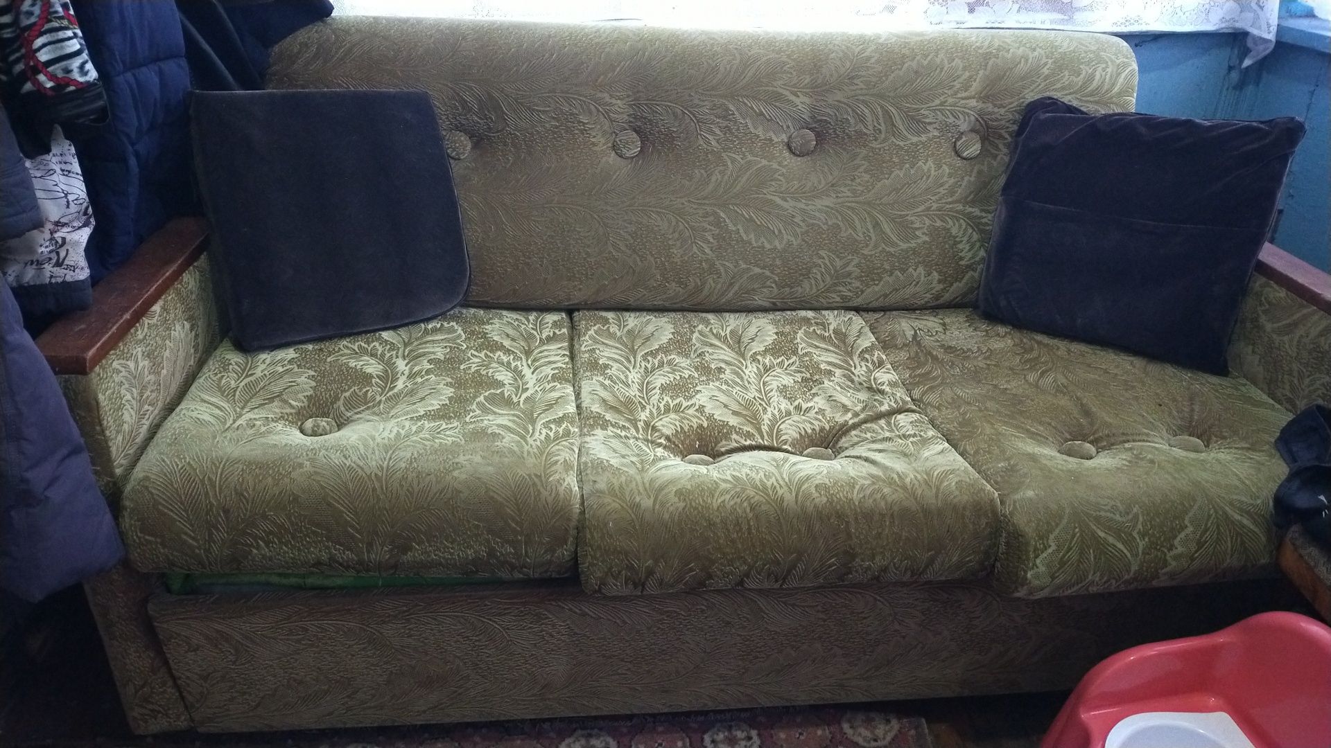Продам, 2 кресла и диван