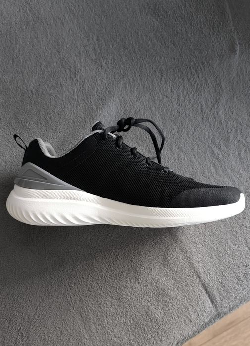 Мъжки спортни обувки skechers air-cooled, номер 46