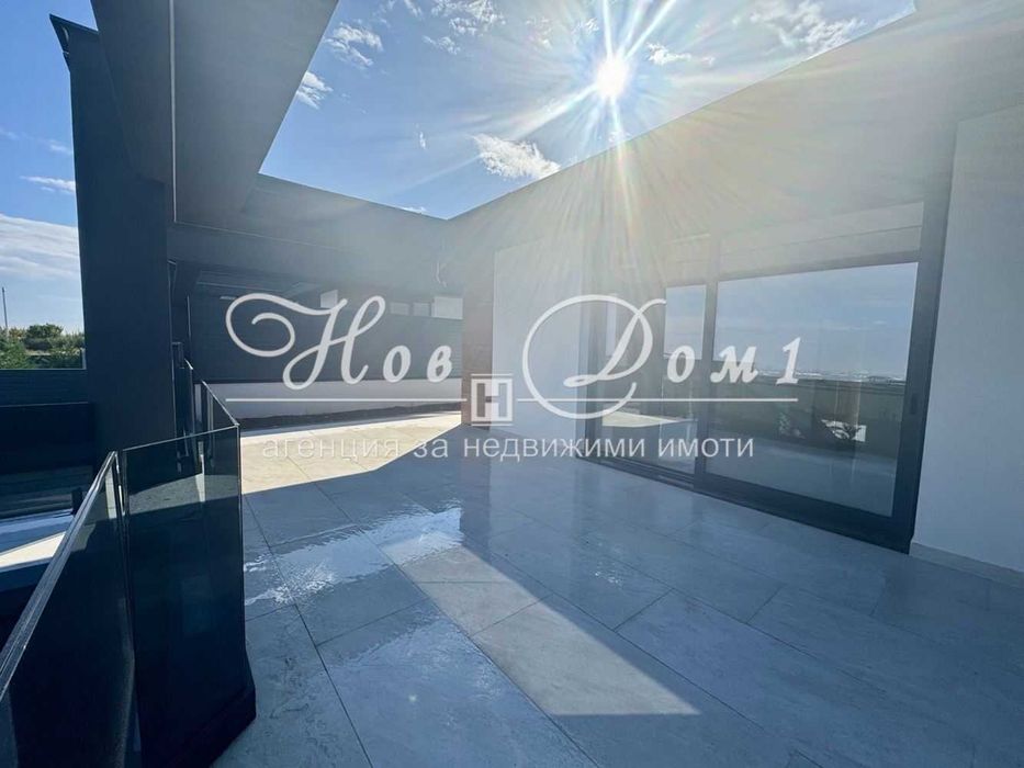 Продава се Къща в с. Белащица, Област Пловдив - 428 кв.м за 1213 €/кв.м - Снимка #1