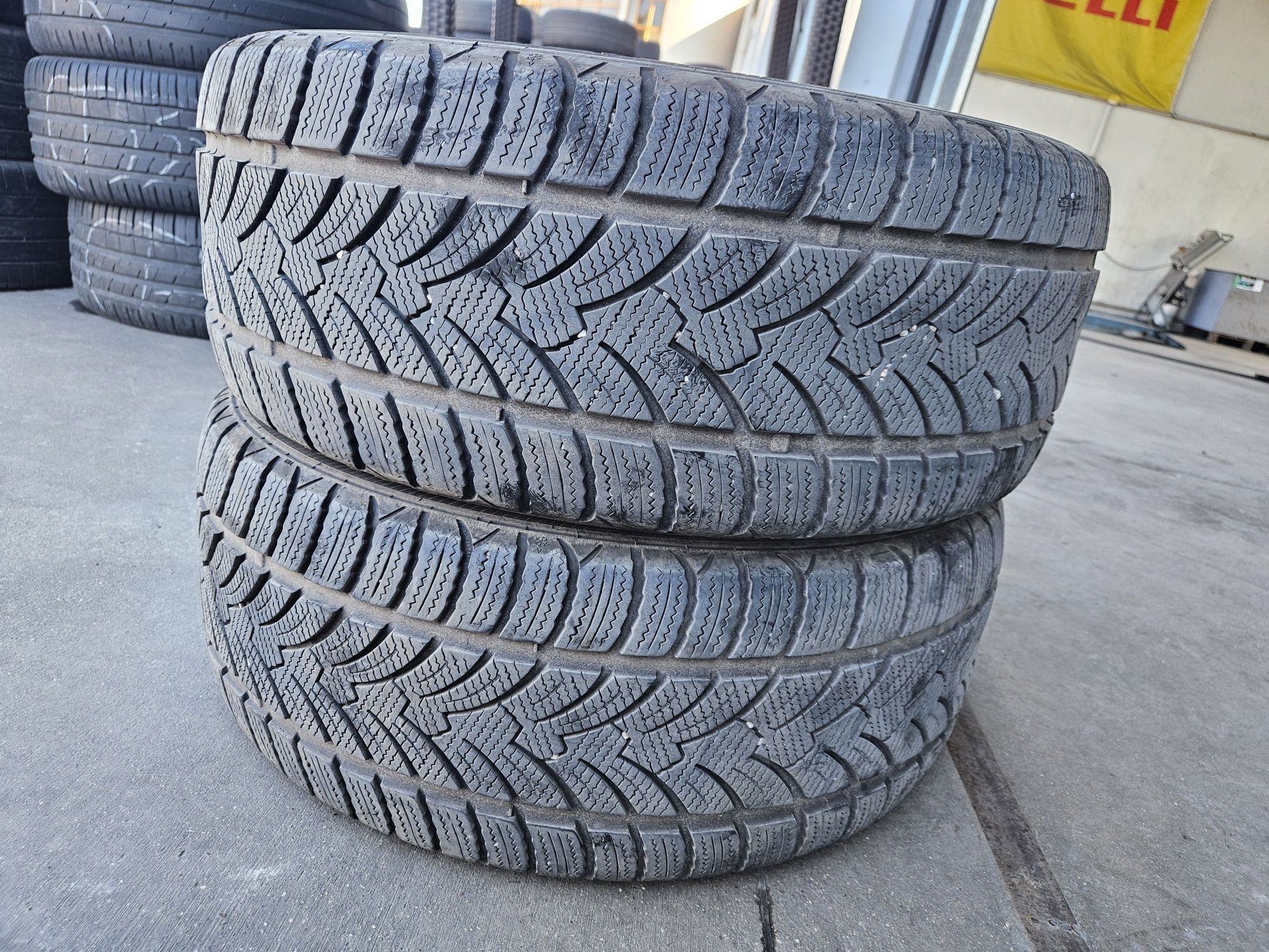 245 45 18 PLATIN зимни. Дот 2721