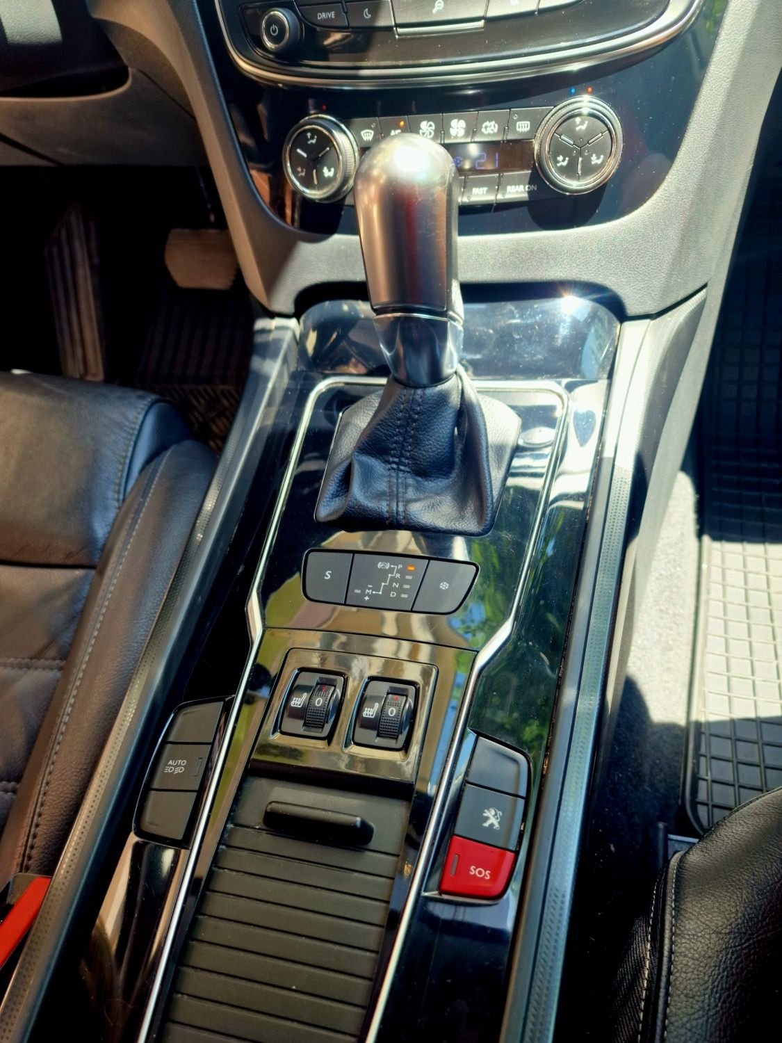 PEUGEOT 508 2.0 BlueHDI 181к.с. Allure Lizing
