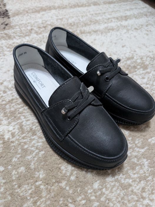 Продам женские мокасины