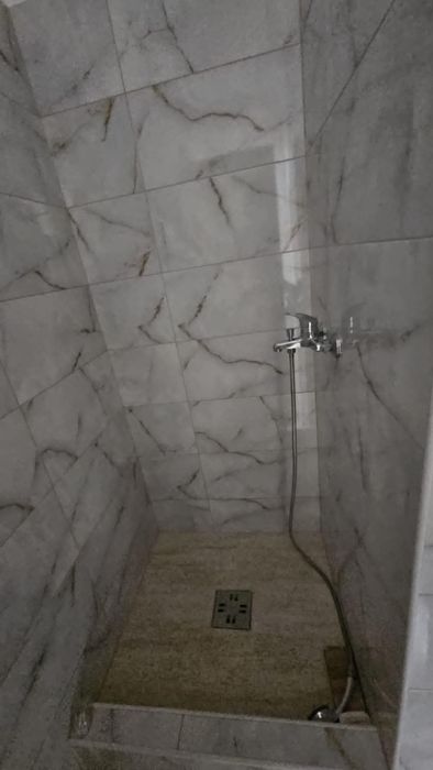 Vand sau inchiriez garsoniera, micro 14