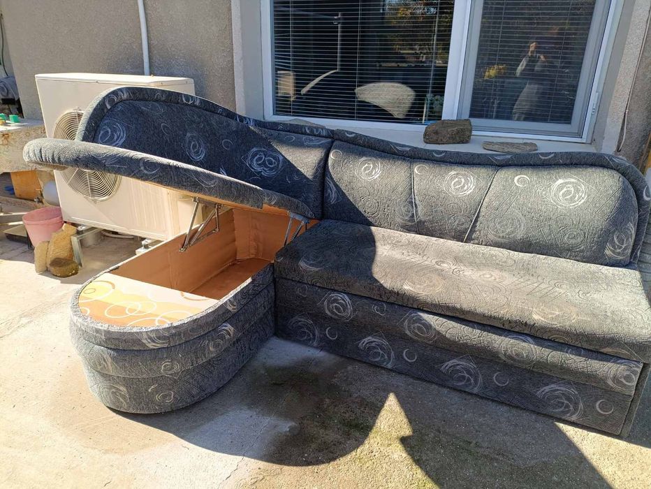 Кухненски ъглов диван