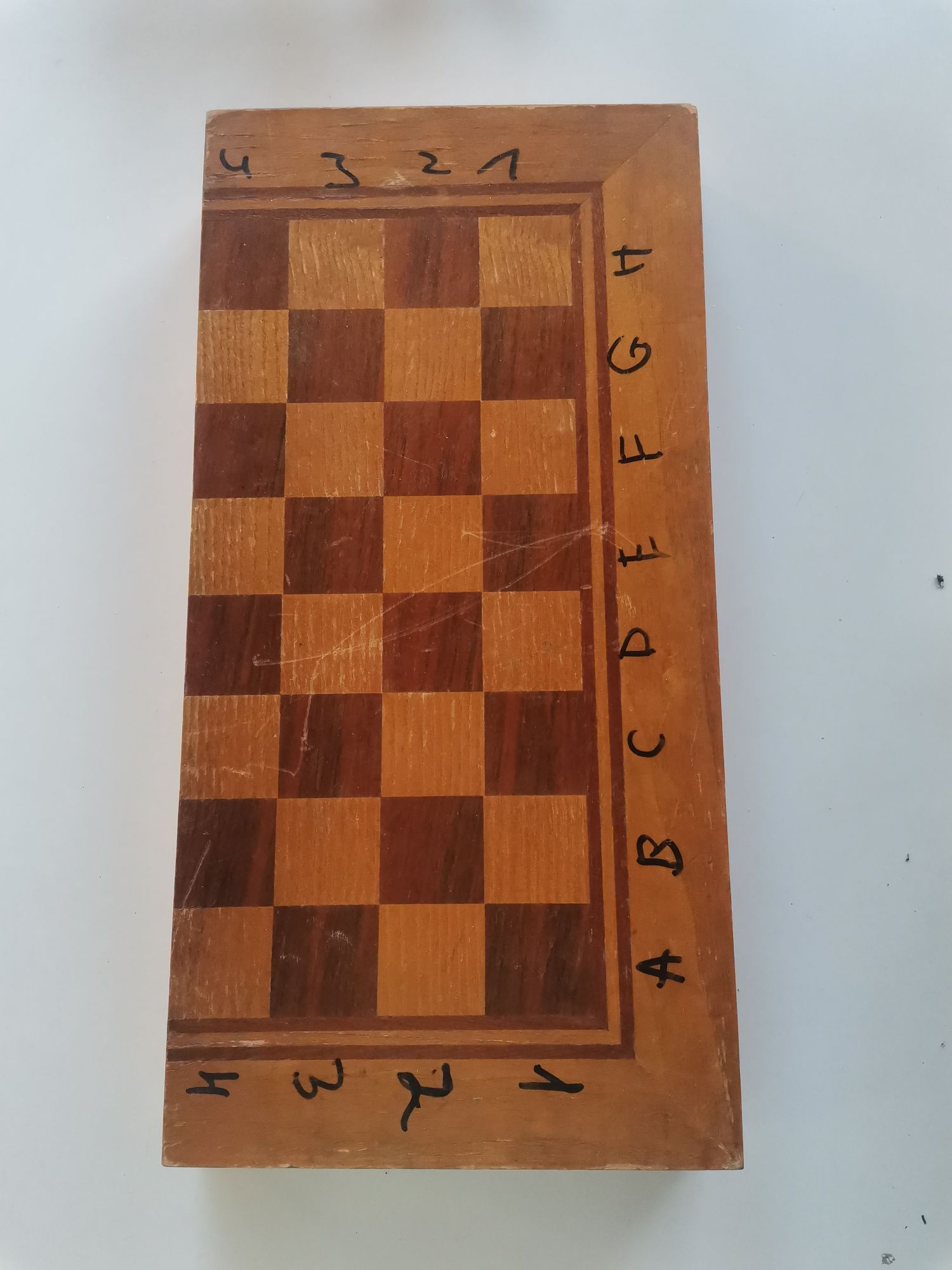 Табла и шахмат 2в1