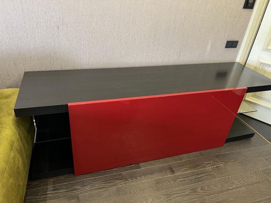 Продаю тумбу