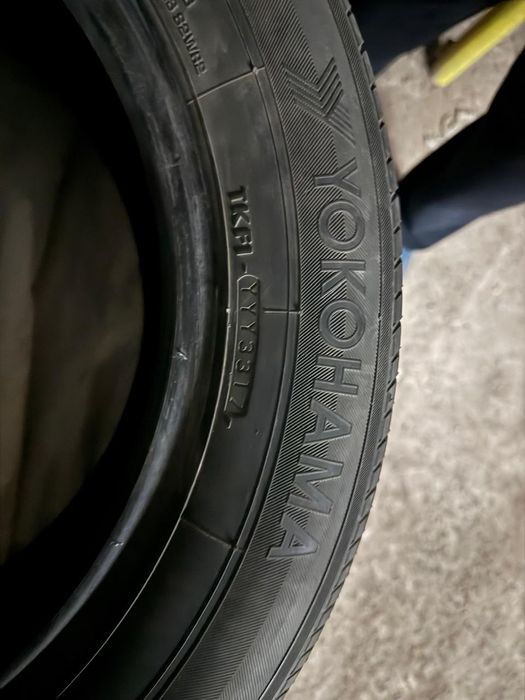 Продаются летние шины Yokohama. Ездили только один сезон. 215/60 R16