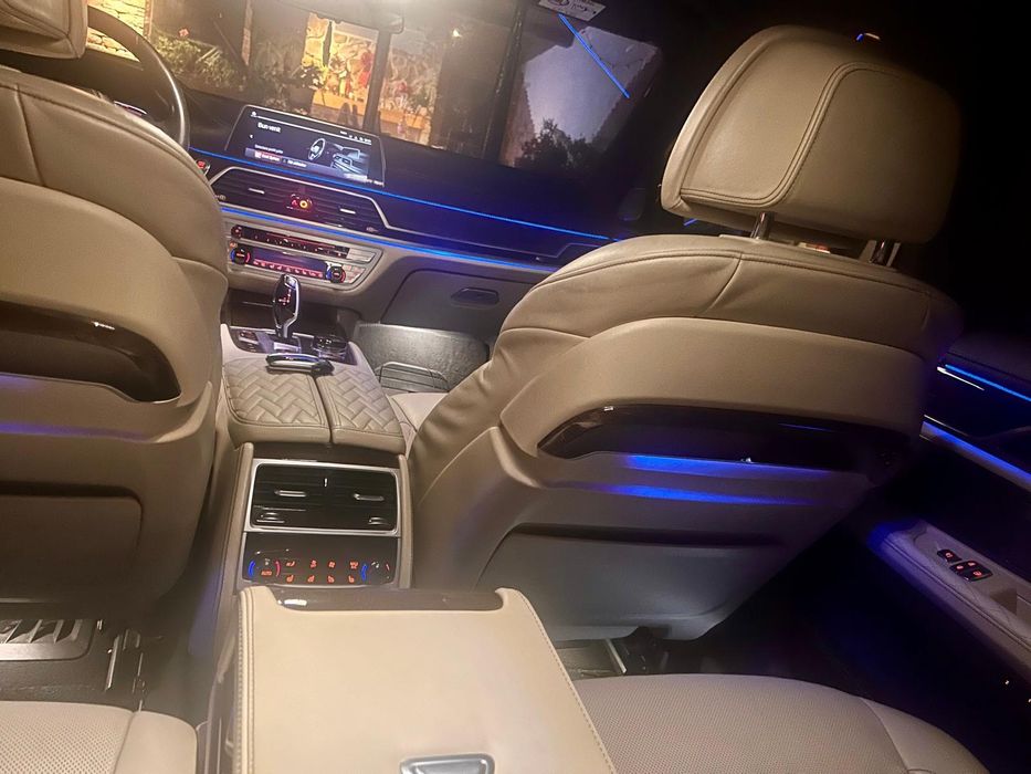 Vând BMW seria 7