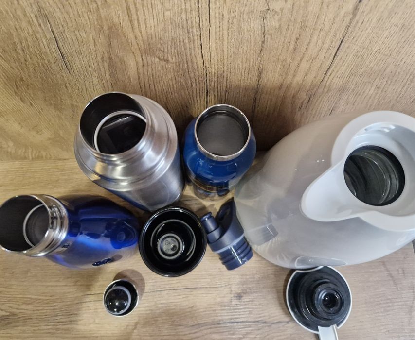 Термос Лот нови!!!