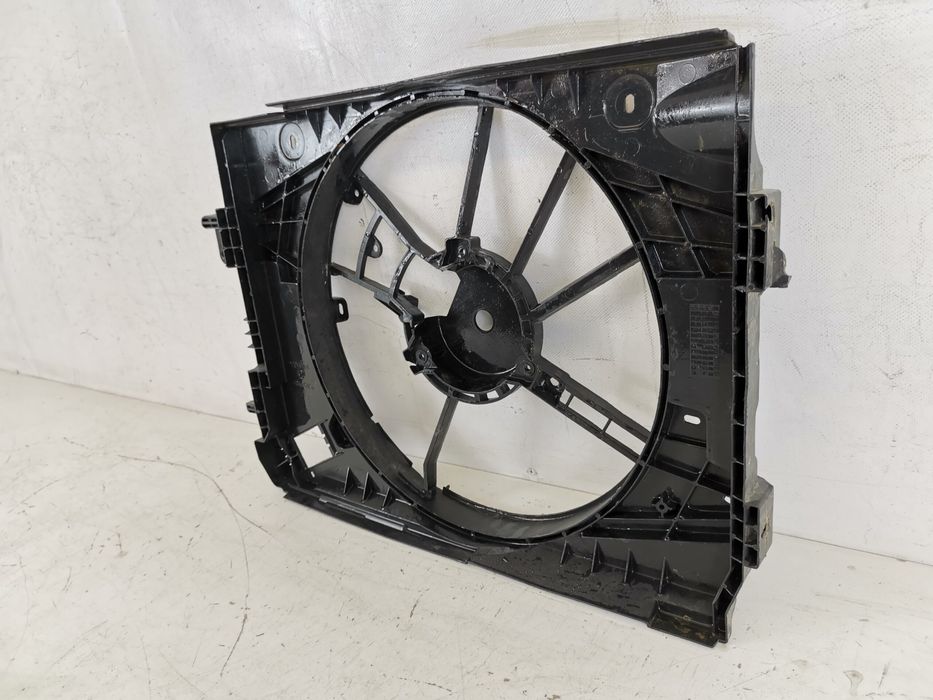 Електровентилатор Рено Клио 4 [фейслифт] [ - ] Оригинален, в добро със