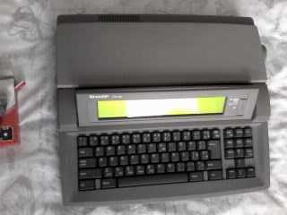 Продавам Sharp Font Writer Personal Word Processor FW-550