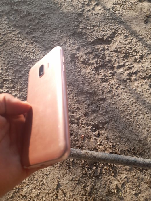 Samsung j2 core sotiladi