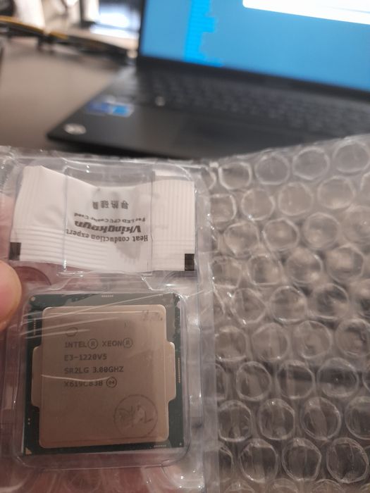 Процессор Intel Xeon E3-1220v5