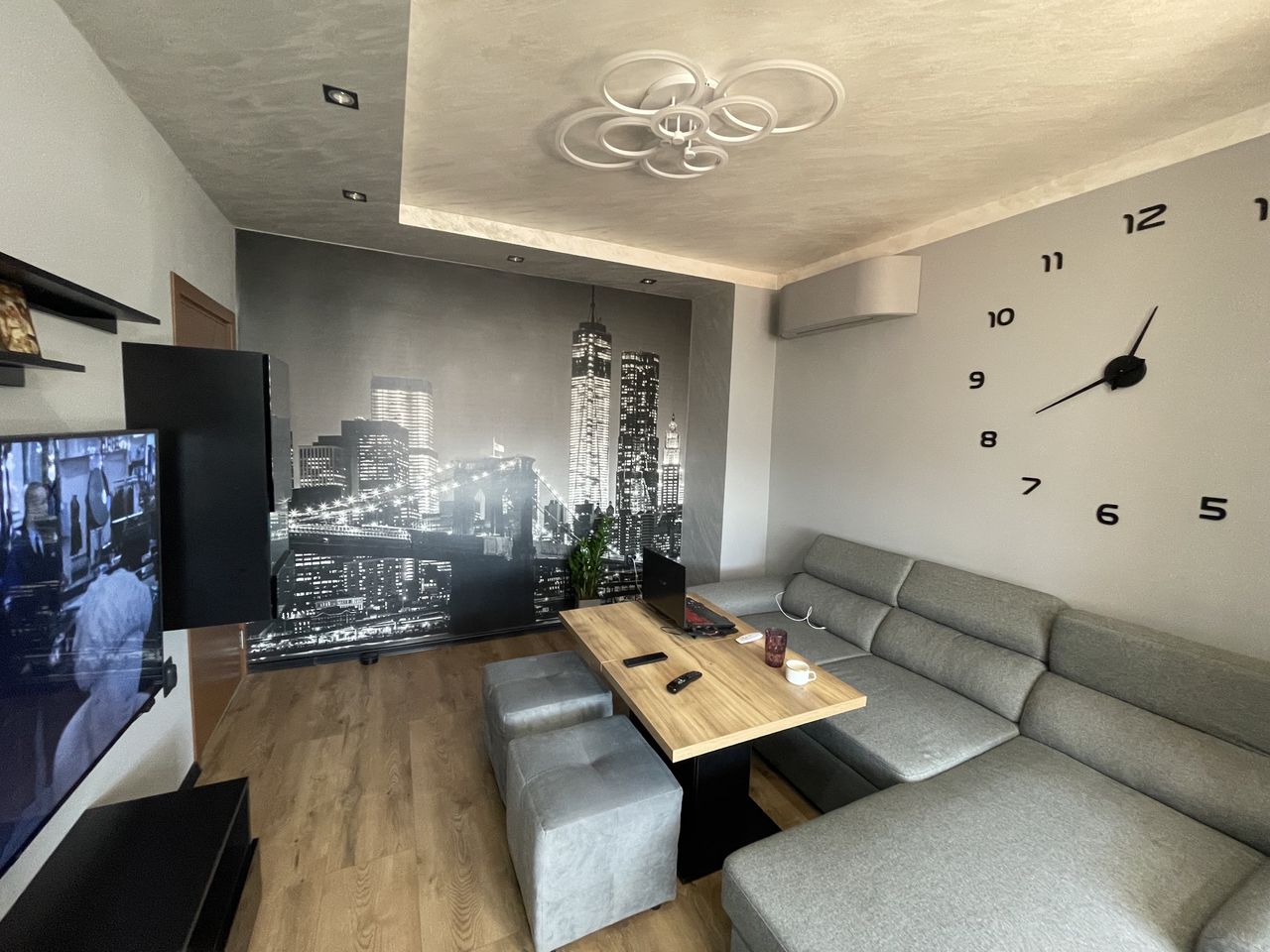 Продава се Тристаен апартамент в Айтос - 66 кв.м за 1546 €/кв.м - Снимка #4
