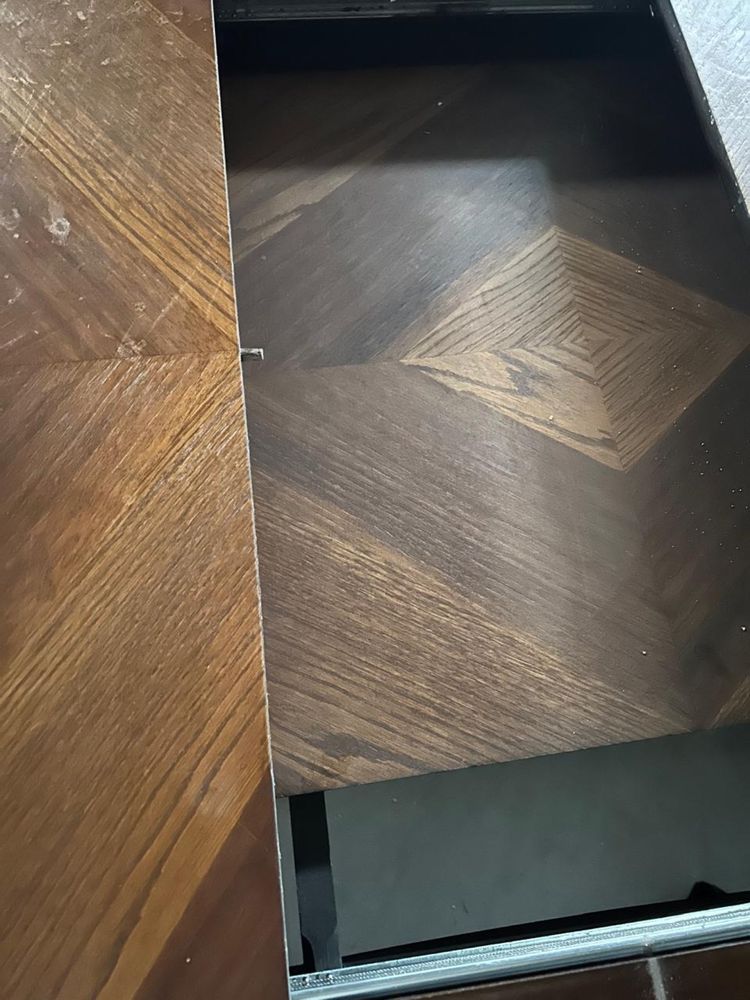 Продам стол деревянный