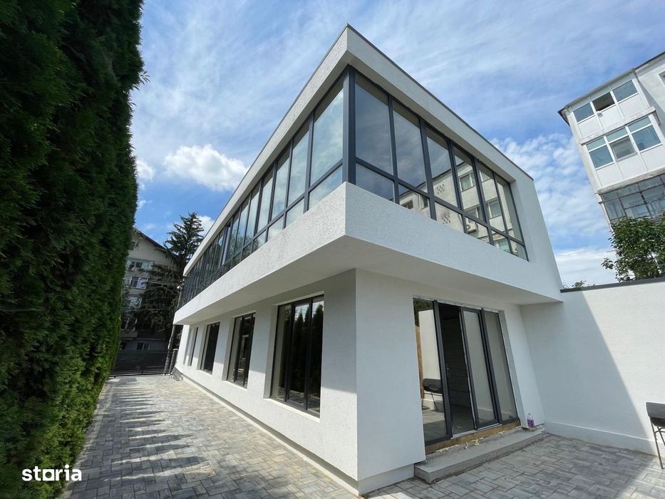 Campina - Spațiu - 200 mp - 2000 Euro/Luna