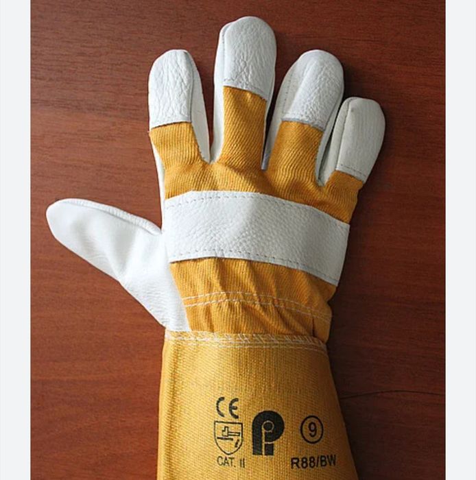 Әр түрлі жұмыс қолғап