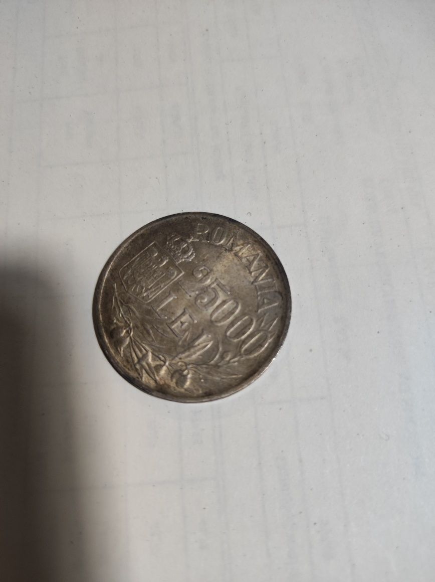Vând moneda 25000 regele Mihai 1946