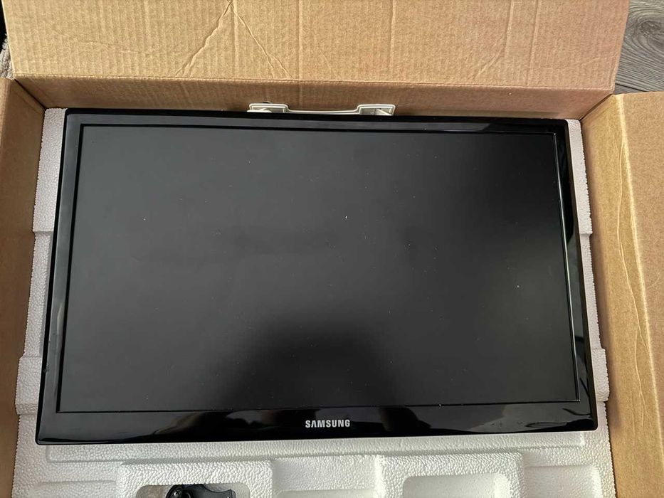 Samsung UE22D5003BW TV
