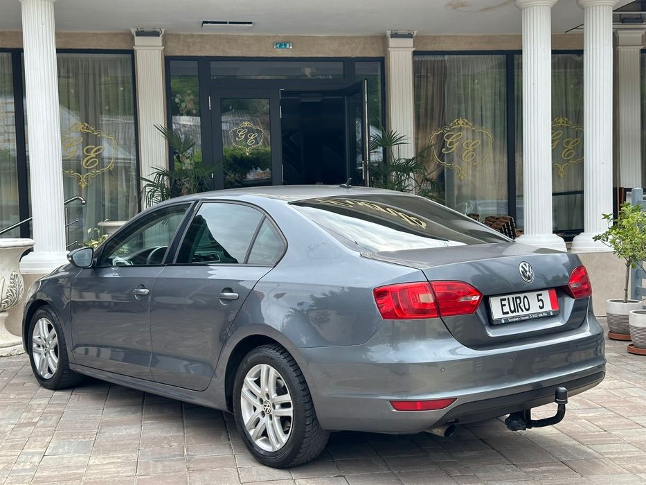 VW jetta 1.6 TDI / euro5 / 2012/ clima / navigatie/ DSG