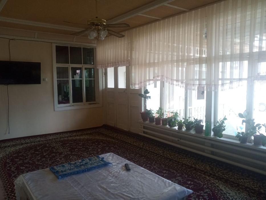 Участок с мебель