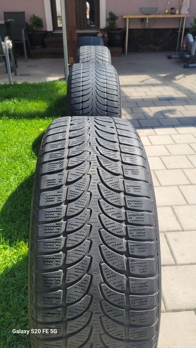 235/60 R18 Bridgestone dot 3417 M+S