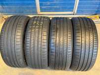 Vând 4 anvelope 275/40/22 Pirelli de vară ca noi