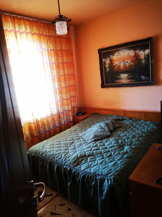 Vand apartament 3 camere - Cristesti