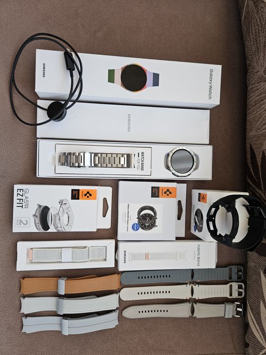 Samsung Galaxy Watch 6 Classic 47мм LTE много аксесоари, Spigen каишка