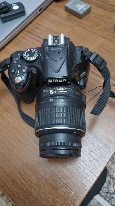 Продам 2 фото аппарата Nikon D3000 ,  Nikon D5200, 1 камера от SONY