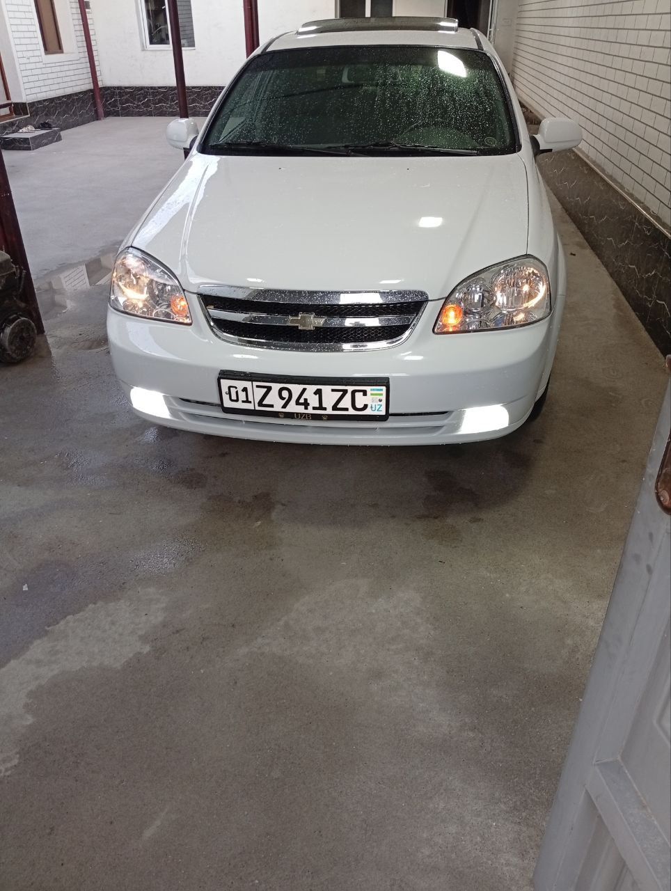 Lasetti 1.8 mator aftamat 1.6 qoyilgan srochni sotiladii
