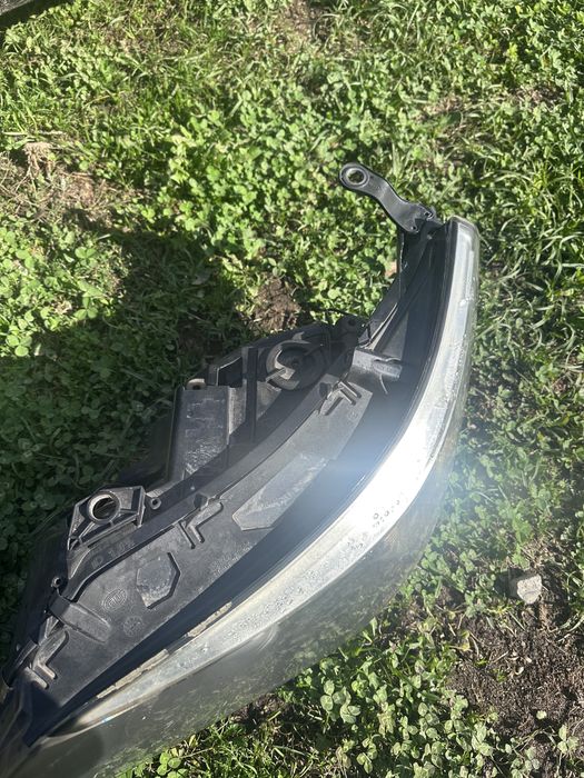 Vand faruri pentru e60-e61 xenon