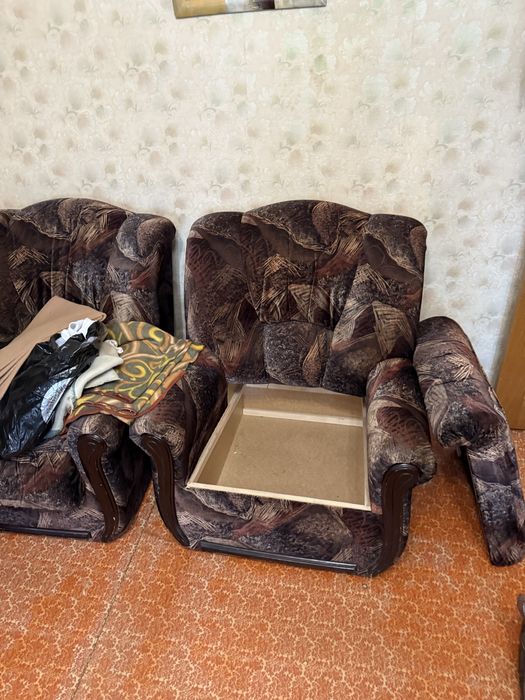 Диван и 2 кресла