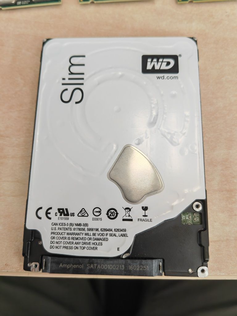 Kit HDD, procesoare și RAM