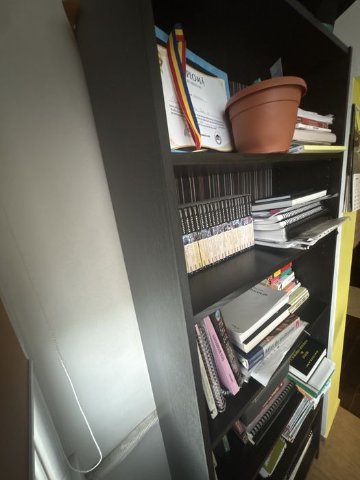 Vand biblioteca inalta